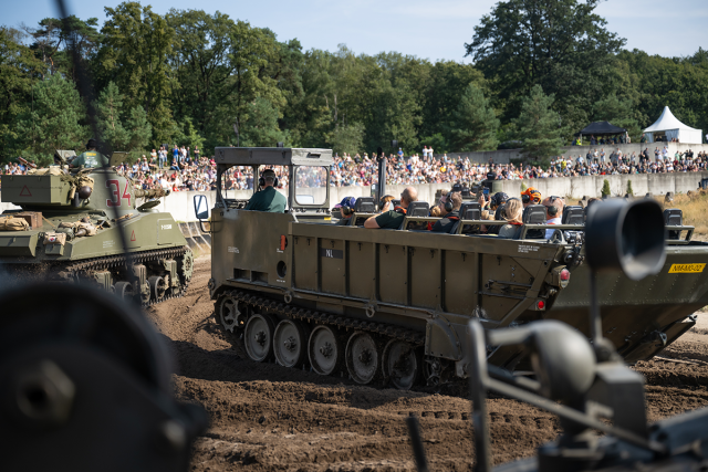 Meerijden tankshow Soesterberg Zomeroffensief