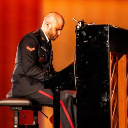 Muziektheater Vleugel Vrij - Nordin Maouli