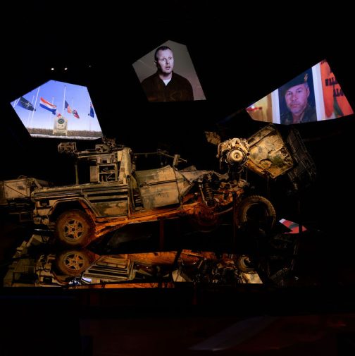 Tentoonstelling Keerzijde met de Mercedes-Benz