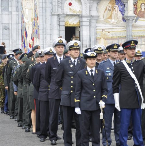 Nederlandse militairen en Lourdes, Nederlands Dagblad.
